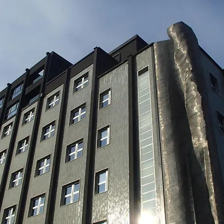 Apartment- Welcome To Art Building *