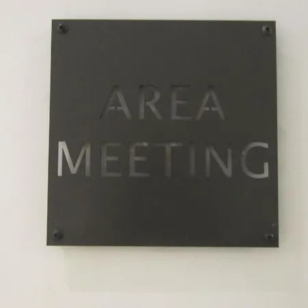 아파트 Apartment- Welcome To Art Building *